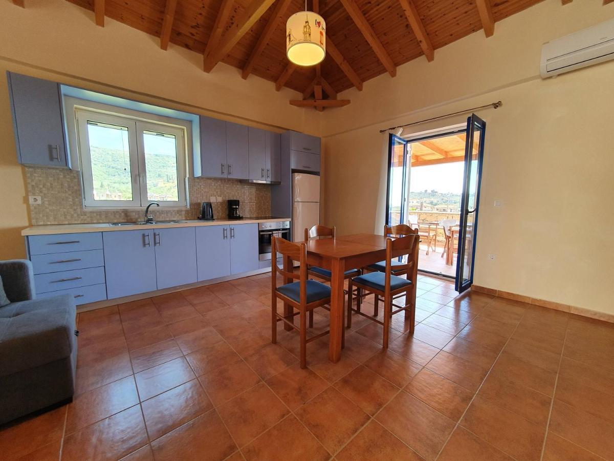 Stoupa Lefktro 12 Apartment Bagian luar foto